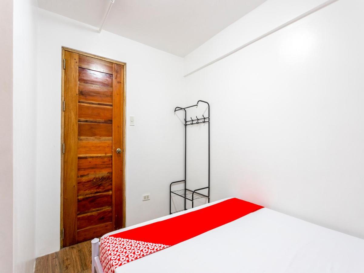 Capital O 806 Pattaui Residences Taguig Εξωτερικό φωτογραφία