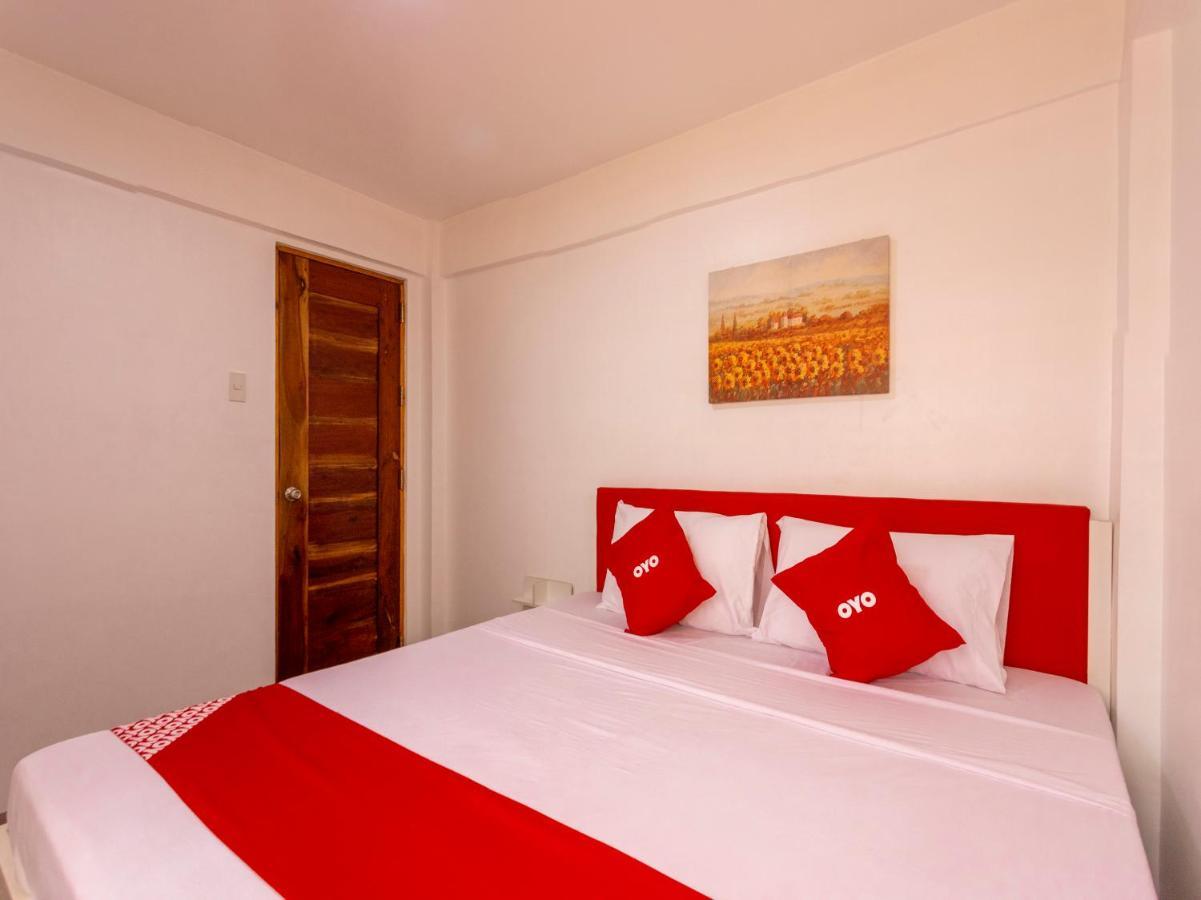 Capital O 806 Pattaui Residences Taguig Εξωτερικό φωτογραφία
